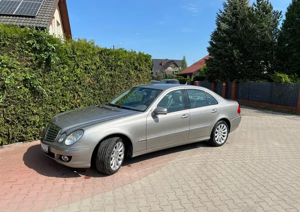 poznań Mercedes-Benz Klasa E cena 47000 przebieg: 291000, rok produkcji 2007 z Poznań